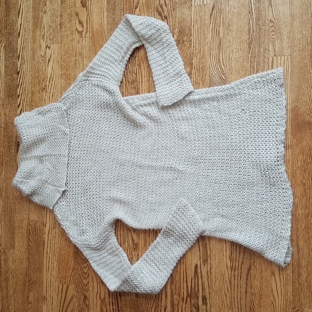 (S) Le ChΓ’teau Mohair Blend Long Sleeve Turtleneck Sweater Cozy Neutral Soft Wow